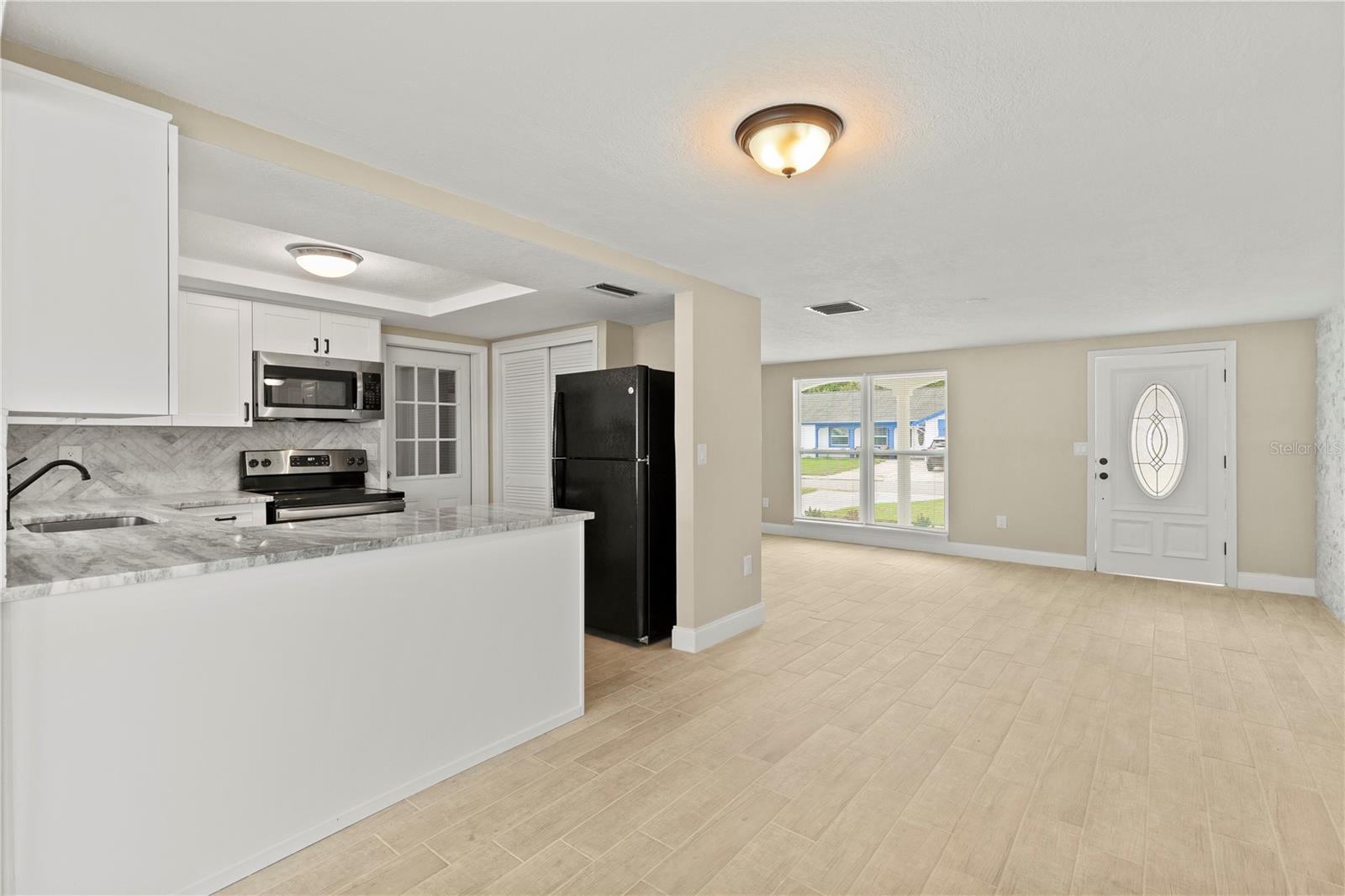 BEACON SQUARE - Residential