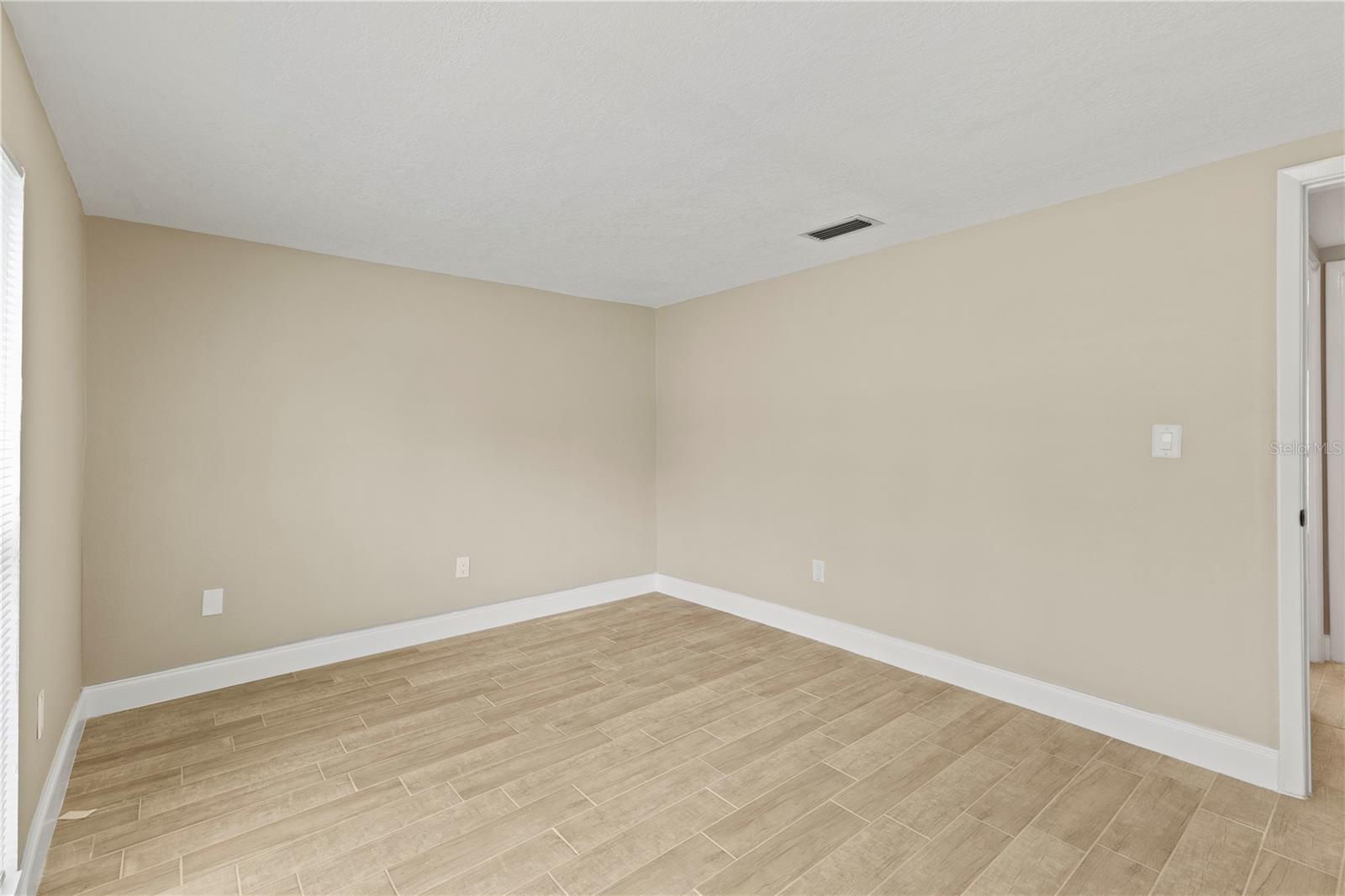 BEACON SQUARE - Residential