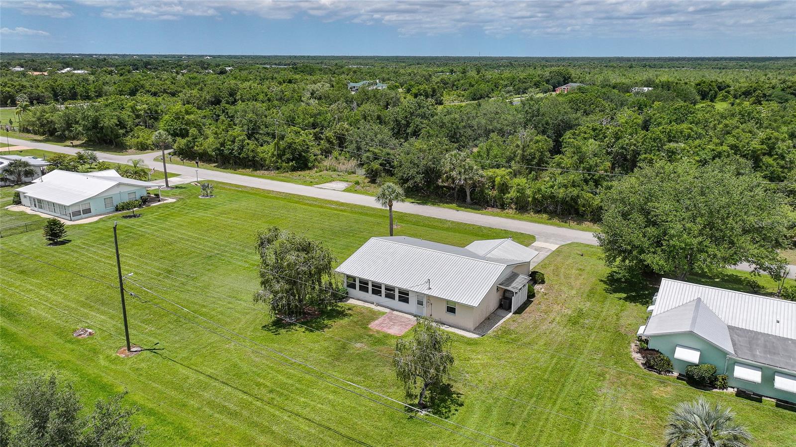 SUNNYBREEZE HARBOR GOLF COURSE - Residential