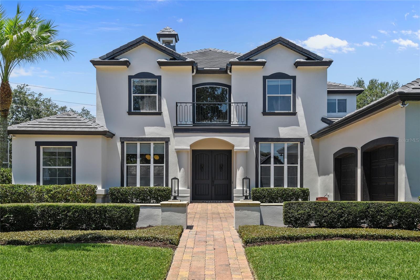 960 BRIGHTWATER CIRCLE