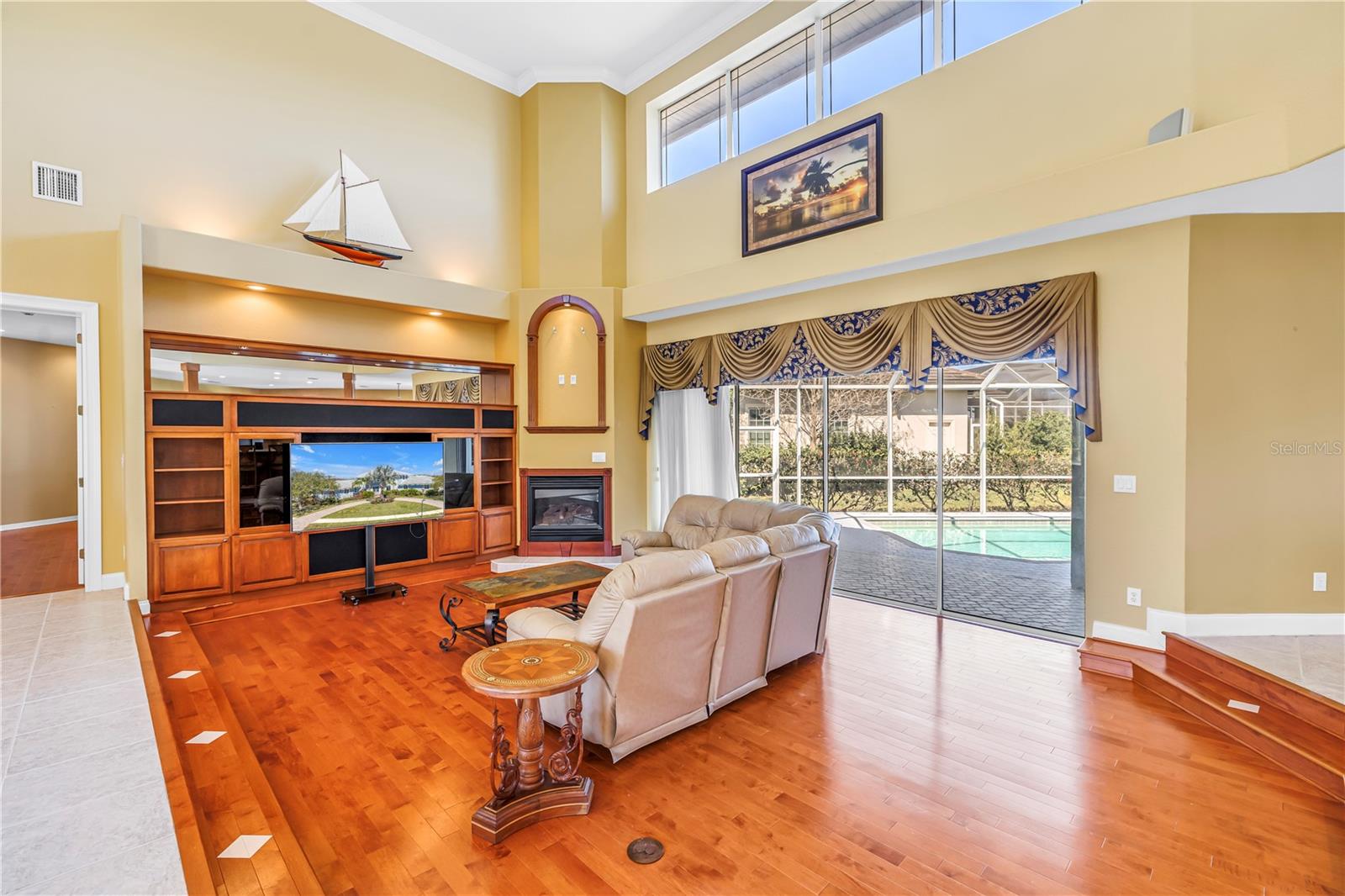 14365 EAGLE POINTE DRIVE