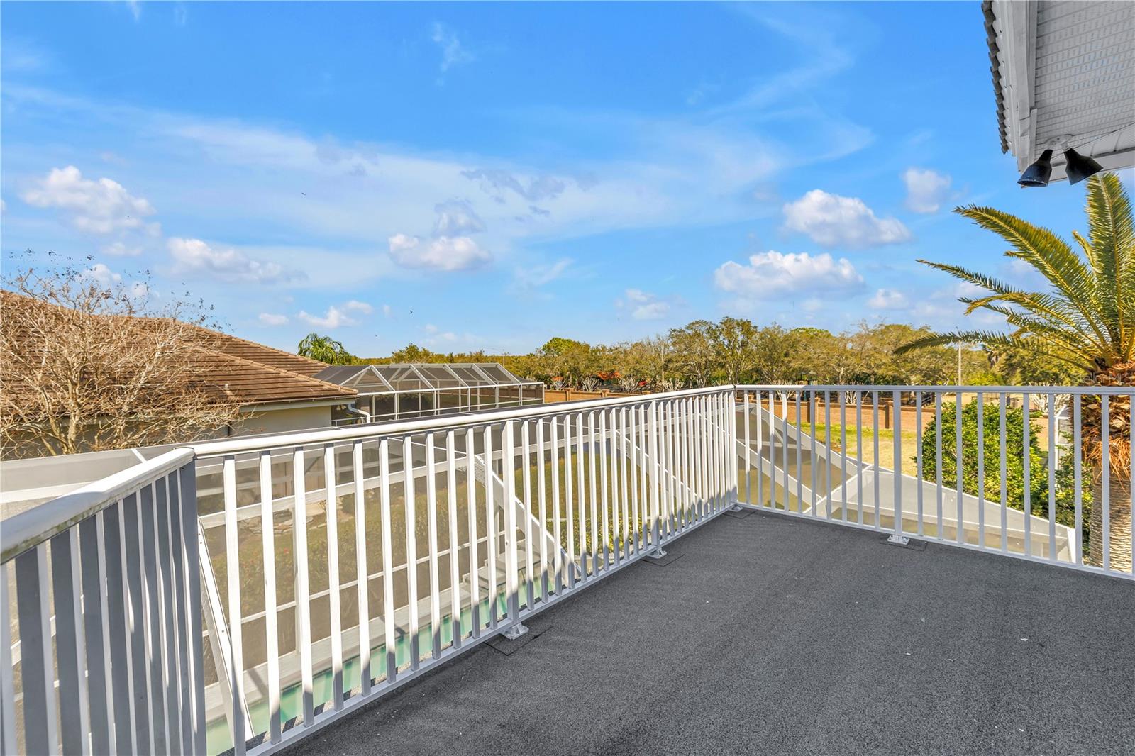 EAGLE POINTE - Residential