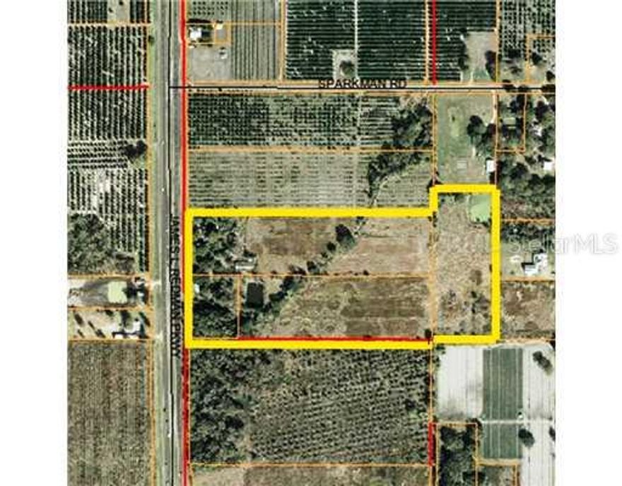 26.399 Acres Total. 4 Parcels Total(091727.0003, 091730.0200, 091730.0000, 091727.0004). Plenty of road frontage for many uses. Currently inside Plant City Limits zoned Commercial Gateway. Property is currently greenbelted.Survey w/ delineation, Environmental, Zoning analysis, plus more is available from listing office. Check attachments. Property has three rental houses on front of property.