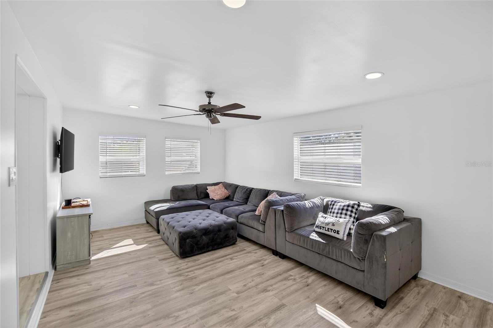 CRESTRIDGE 4TH ADD - Residential