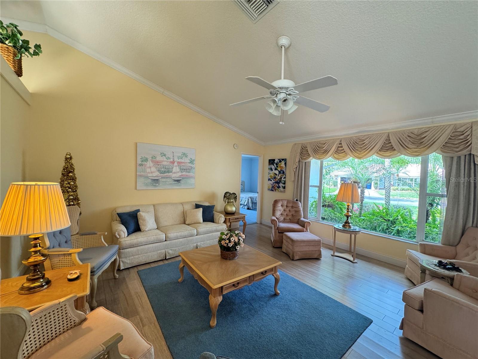 5906 GARDEN LAKES MAJESTIC