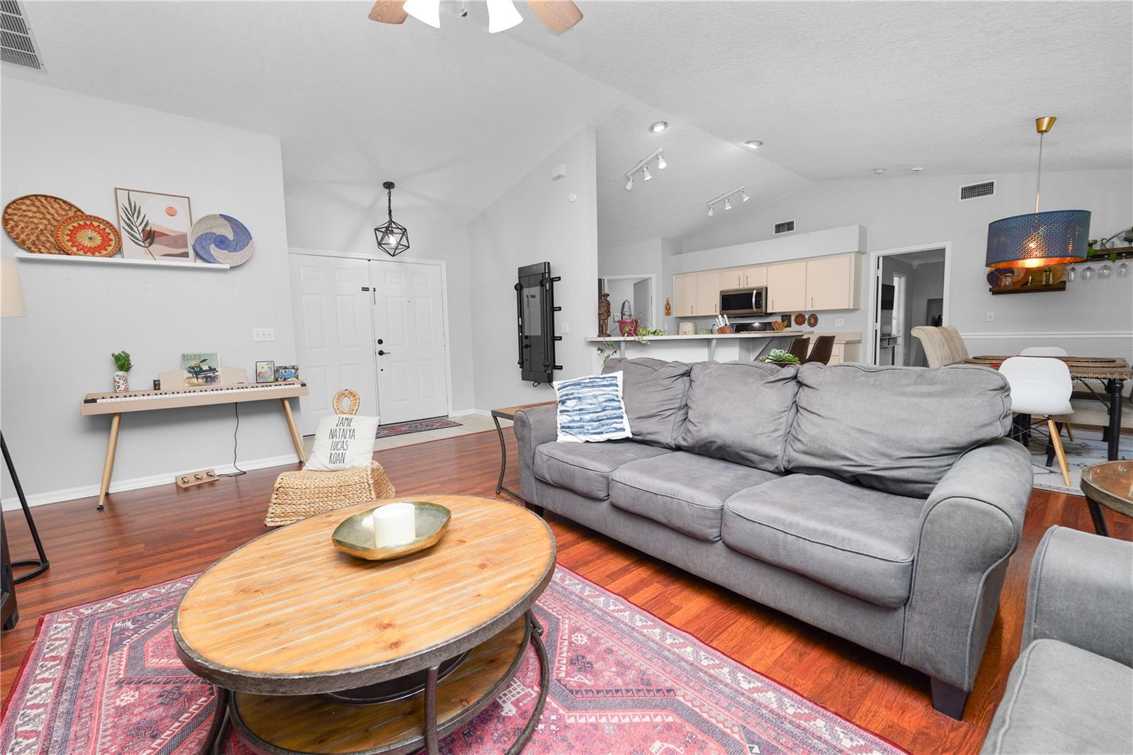 2645 GREEN VALLEY DRIVE