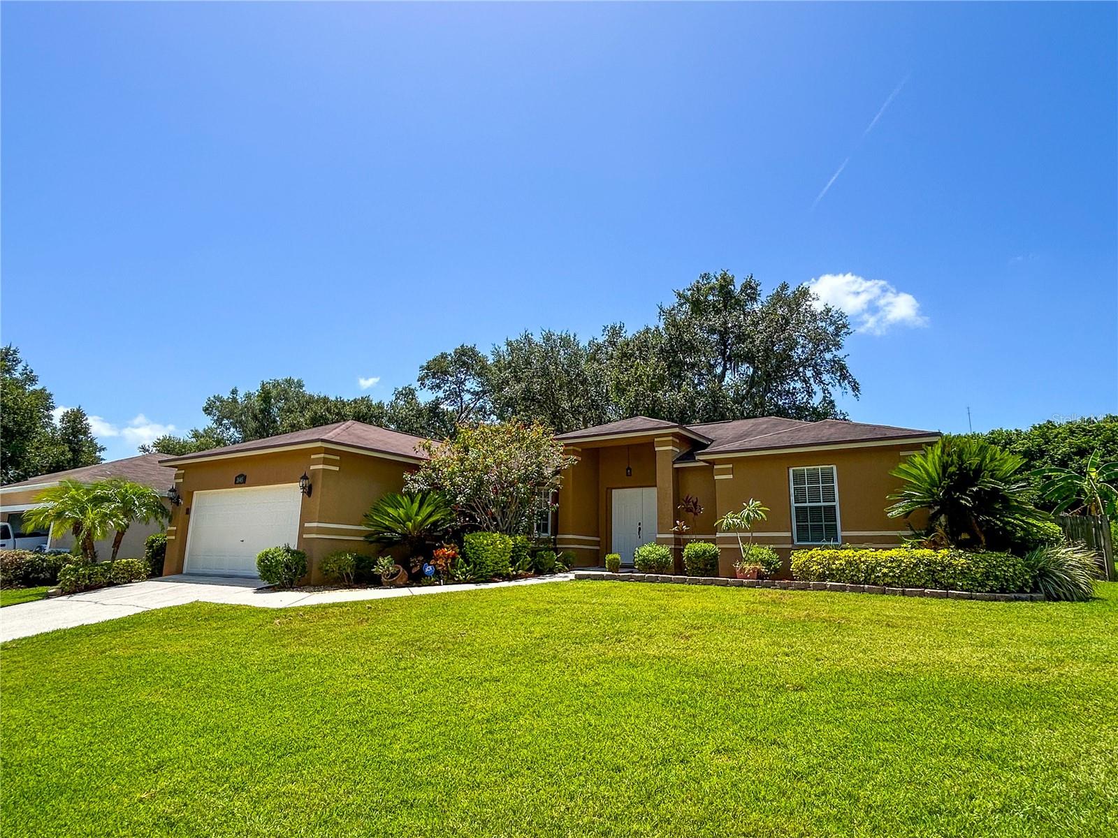 100% financing available! Ask your realtor about qualifying for USDA financing!
Imagine waking up to the soothing morning sunlight filtering through the windows while stepping onto your screened lanai with coffee in hand, and breathing in the calm and comfort of your private, fenced backyard. This isn’t just any house—it’s your gateway to the vibrant, relaxed family lifestyle. Discover the perfect blend of comfort, style, and convenience in this immaculate residence centrally located in South Lakeland & nestled in an established neighborhood. Located in the popular George Jenkins school district.
Clean & modern lines highlight this spacious and open floorpan. Warm & inviting living areas appointed with gleaming wood laminate floors. Perfect layout for entertaining guests, or the standard family dinner & game night! If you are the work-from-home executive there is space for your home office.
Spend evenings grilling in your peaceful backyard oasis or unwind on the lanai while birdsong fills the air. Lakeland’s year-round sunshine invites you to live outside as much as in. The kids and family dog will never tire of playing in the cozy confines of the sprawling backyard. Lakeland is famous for its world class parks, recreation facilities, and picturesque lakes. Take a short ride to playgrounds, tennis, pickleball, and scenic trails. Paddleboard on pristine lakes, tee off at championship golf courses, or bike to brunch—all just minutes away. Commuting to Orlando or Tampa? Easy access to Interstate 4 and the Polk Parkway!
Lovingly lived-in and cared-for, this home is ready for immediate occupancy without lifting a finger for any home improvements. Begin the new chapter of your story today. Your new home awaits.