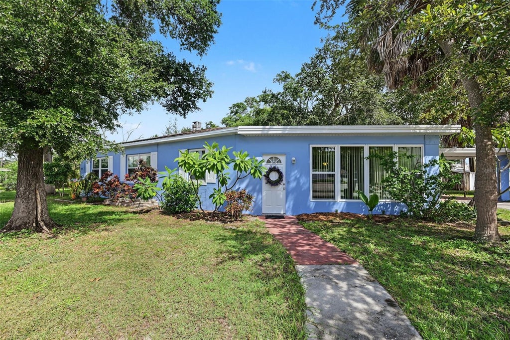 Photo of 4139 1st Street NE, St Petersburg, FL 33703 (MLS # TB8551268)