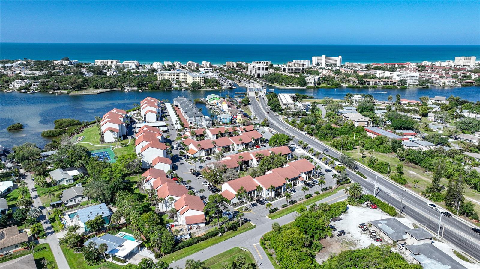 CASTEL DEL MARE - Residential