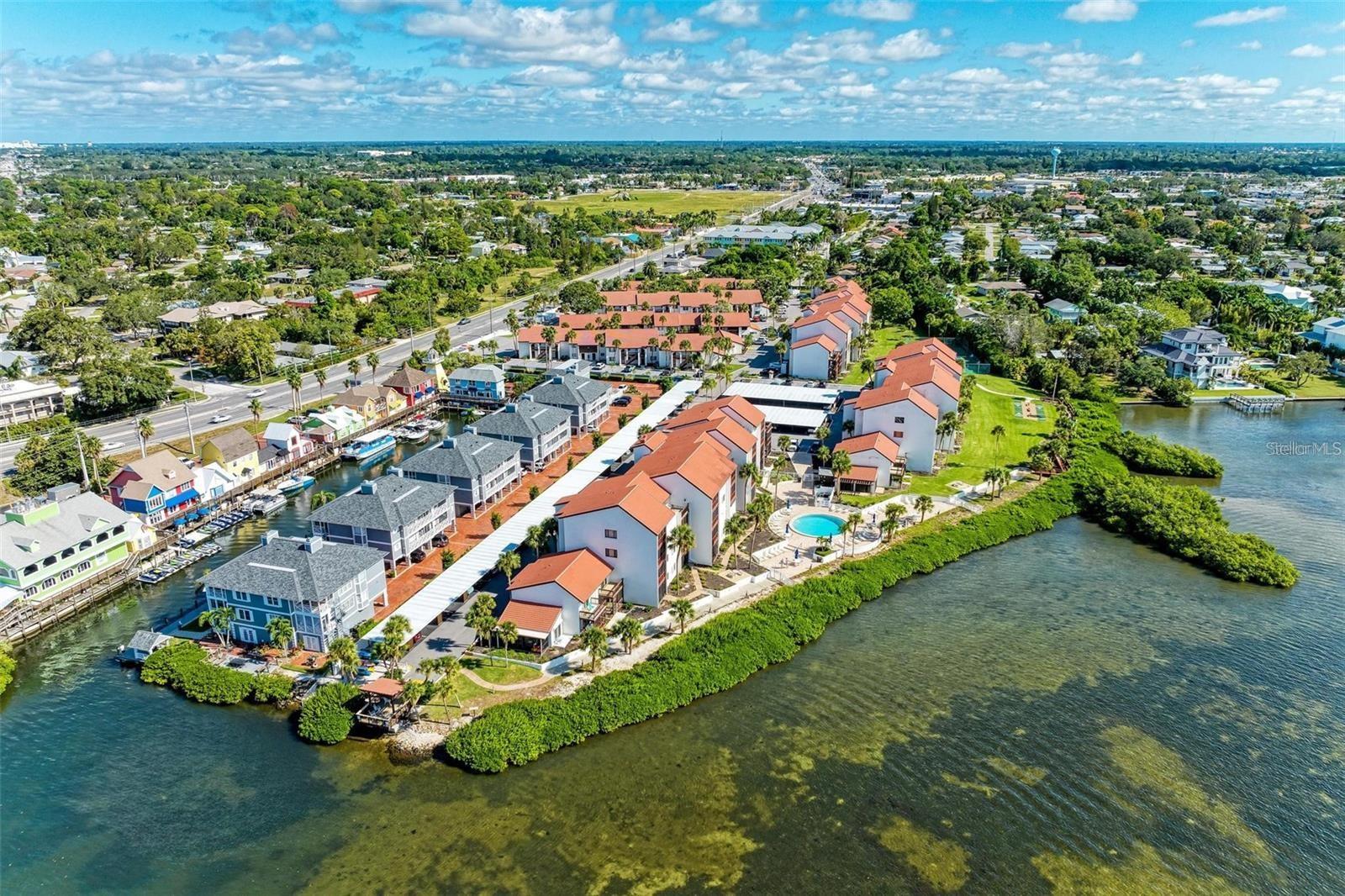 CASTEL DEL MARE - Residential