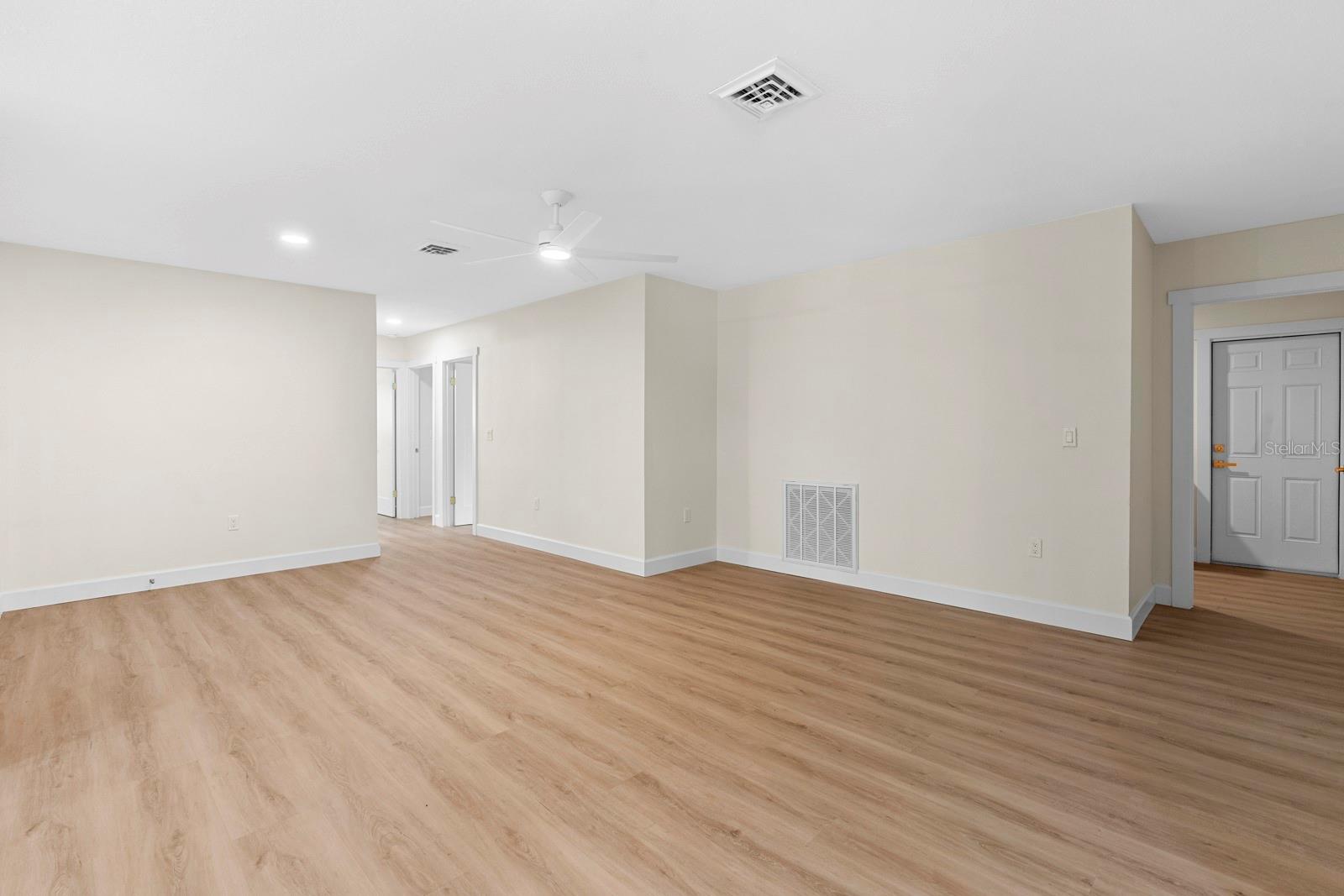 SUNSET PARK - Residential