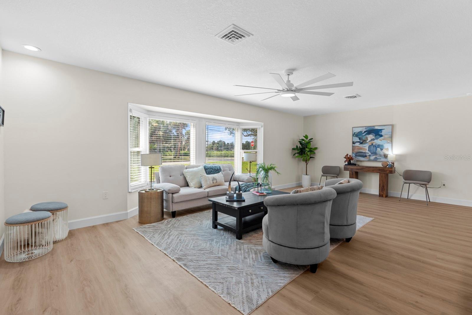 SUNSET PARK - Residential