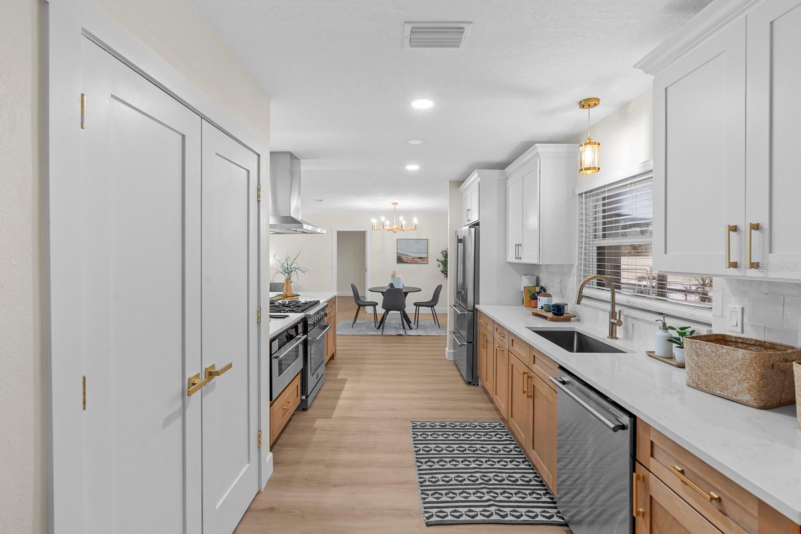 SUNSET PARK - Residential