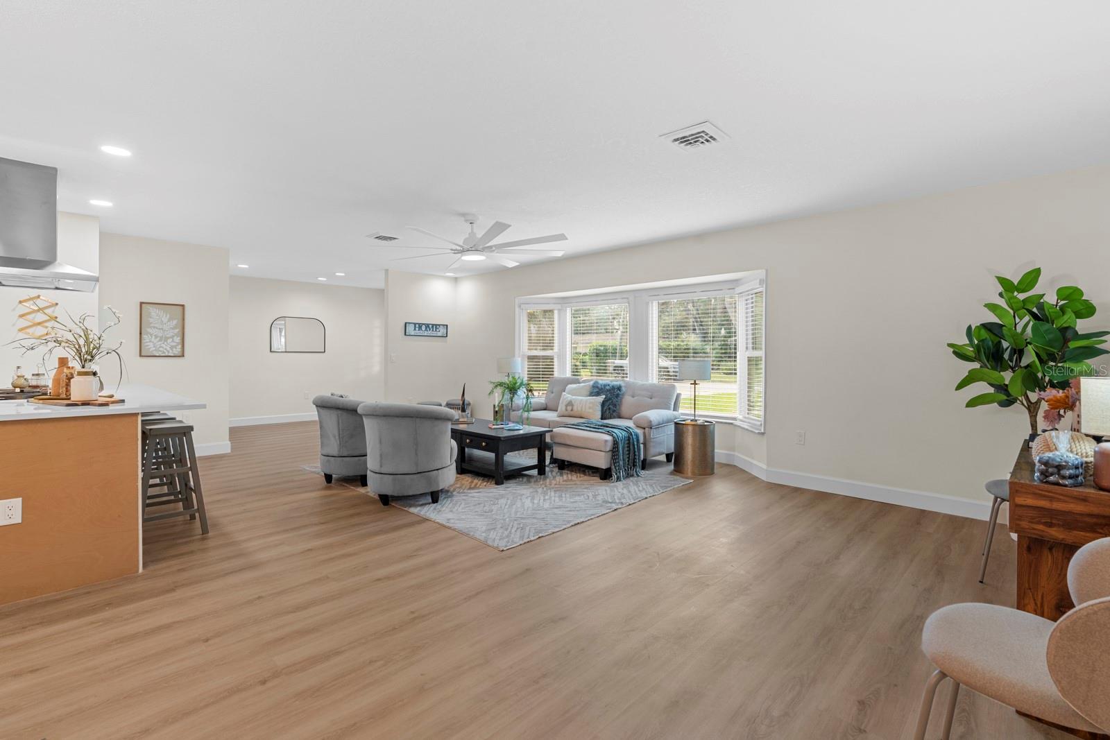 SUNSET PARK - Residential
