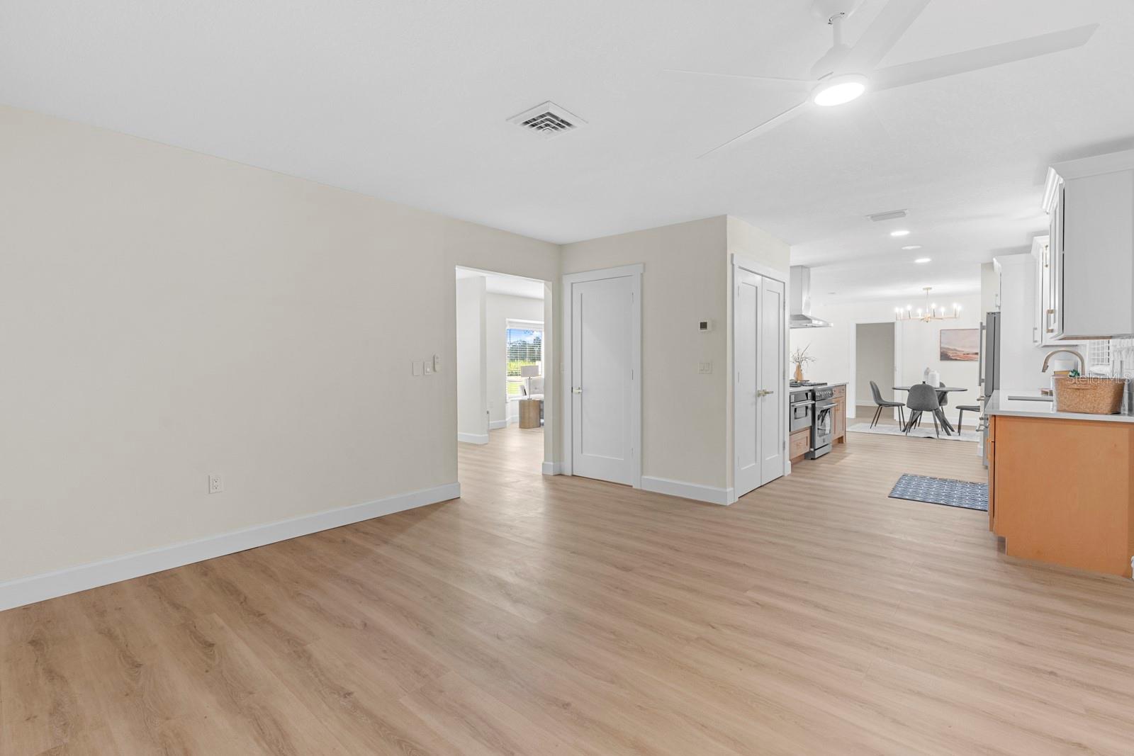 SUNSET PARK - Residential