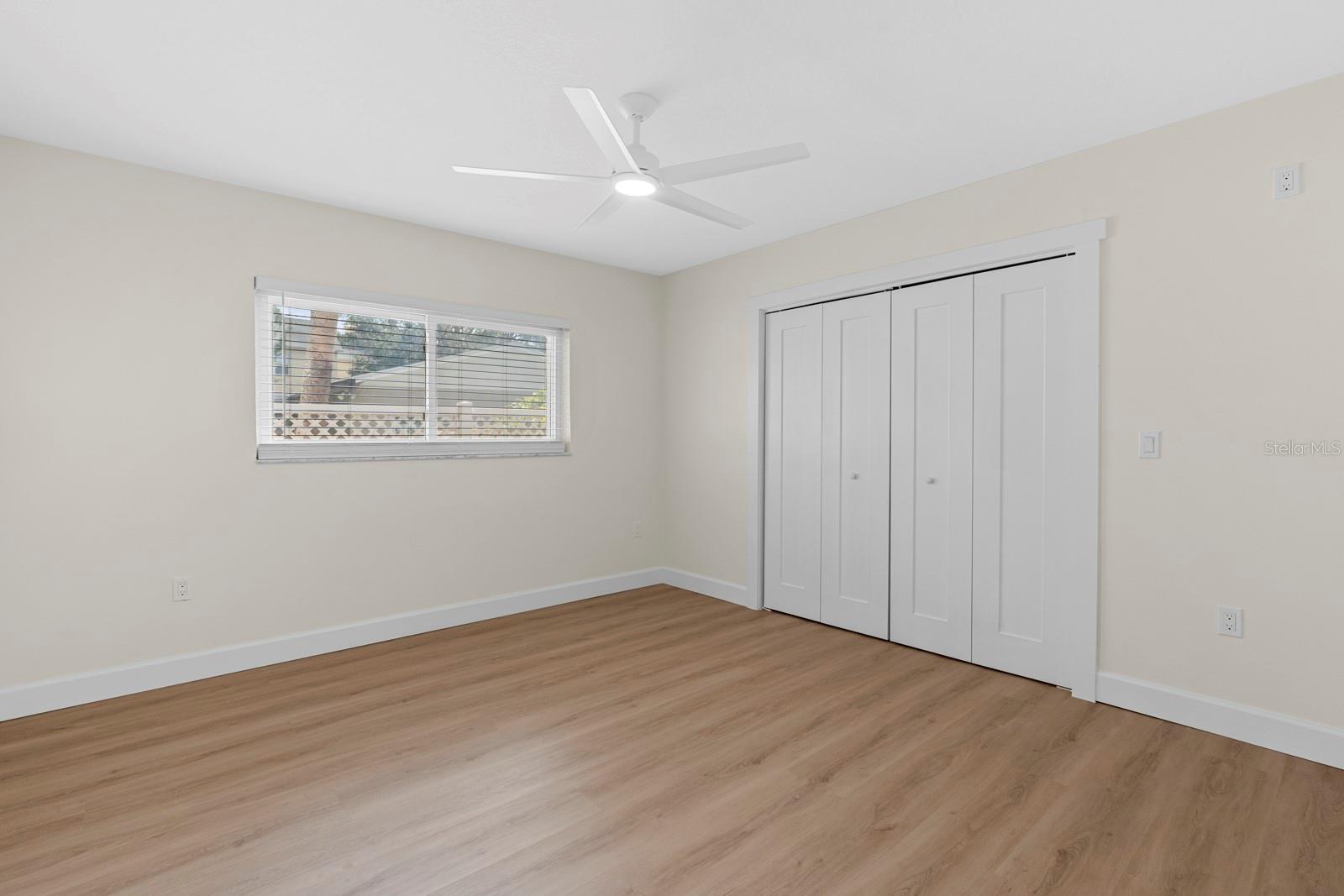 SUNSET PARK - Residential