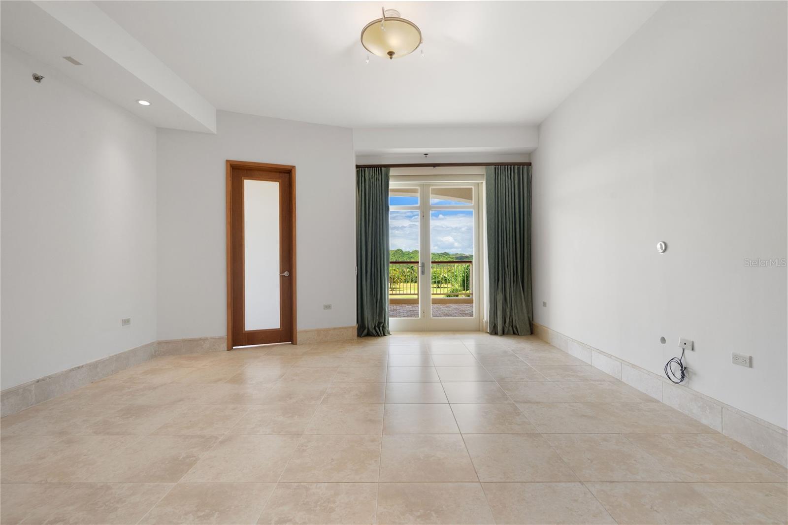 PLANTATION VILLAGE RESIDENCES - Residential