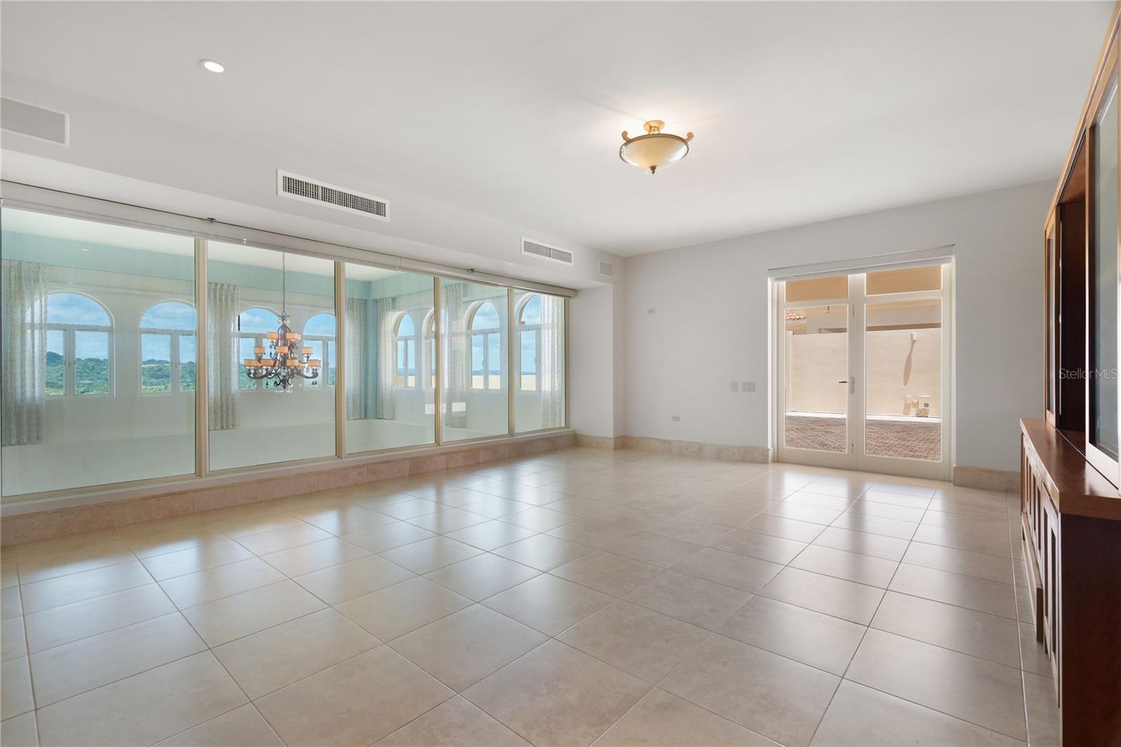 PLANTATION VILLAGE RESIDENCES - Residential