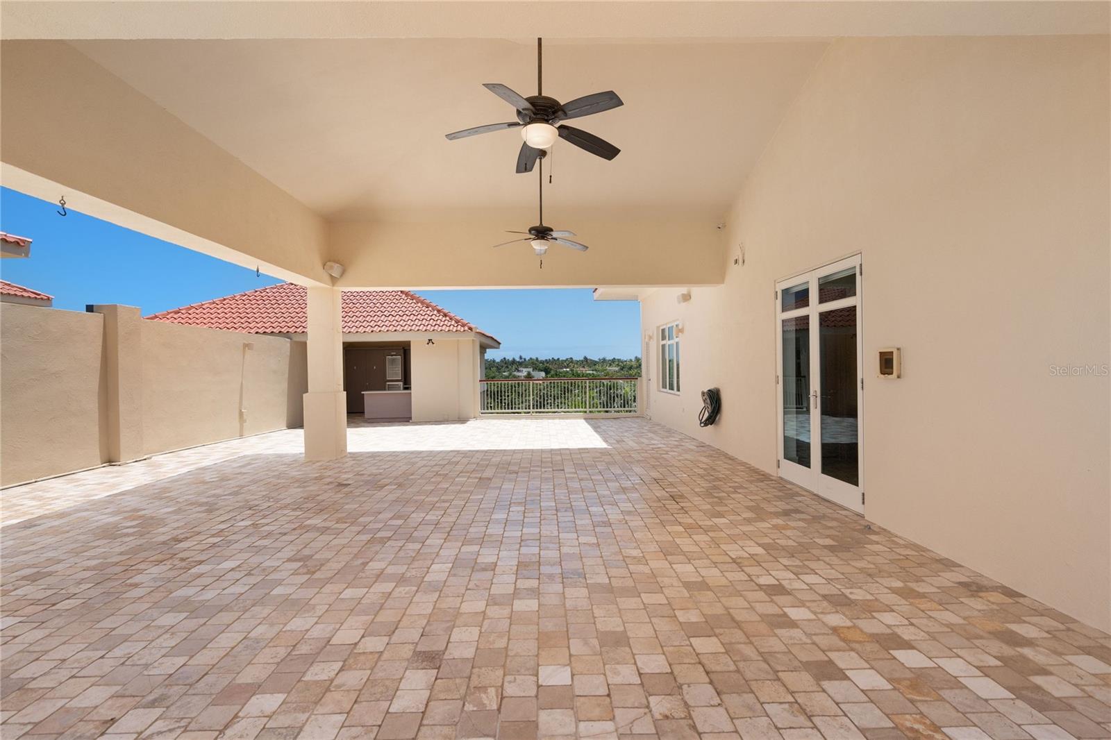 PLANTATION VILLAGE RESIDENCES - Residential