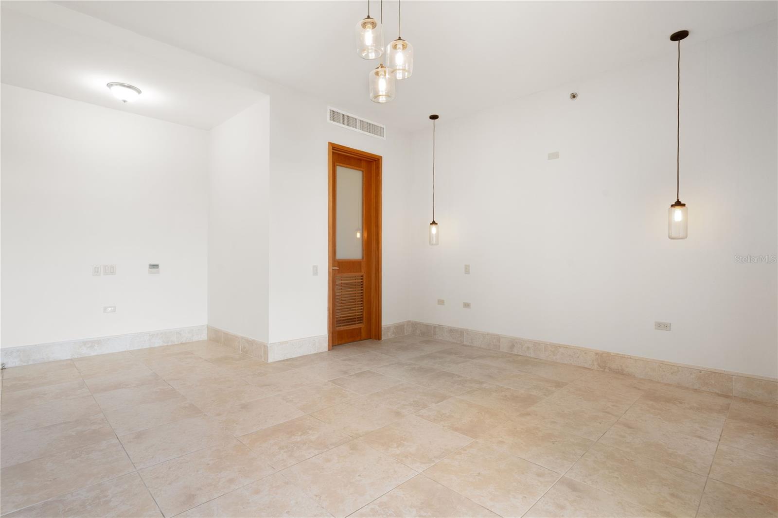 PLANTATION VILLAGE RESIDENCES - Residential