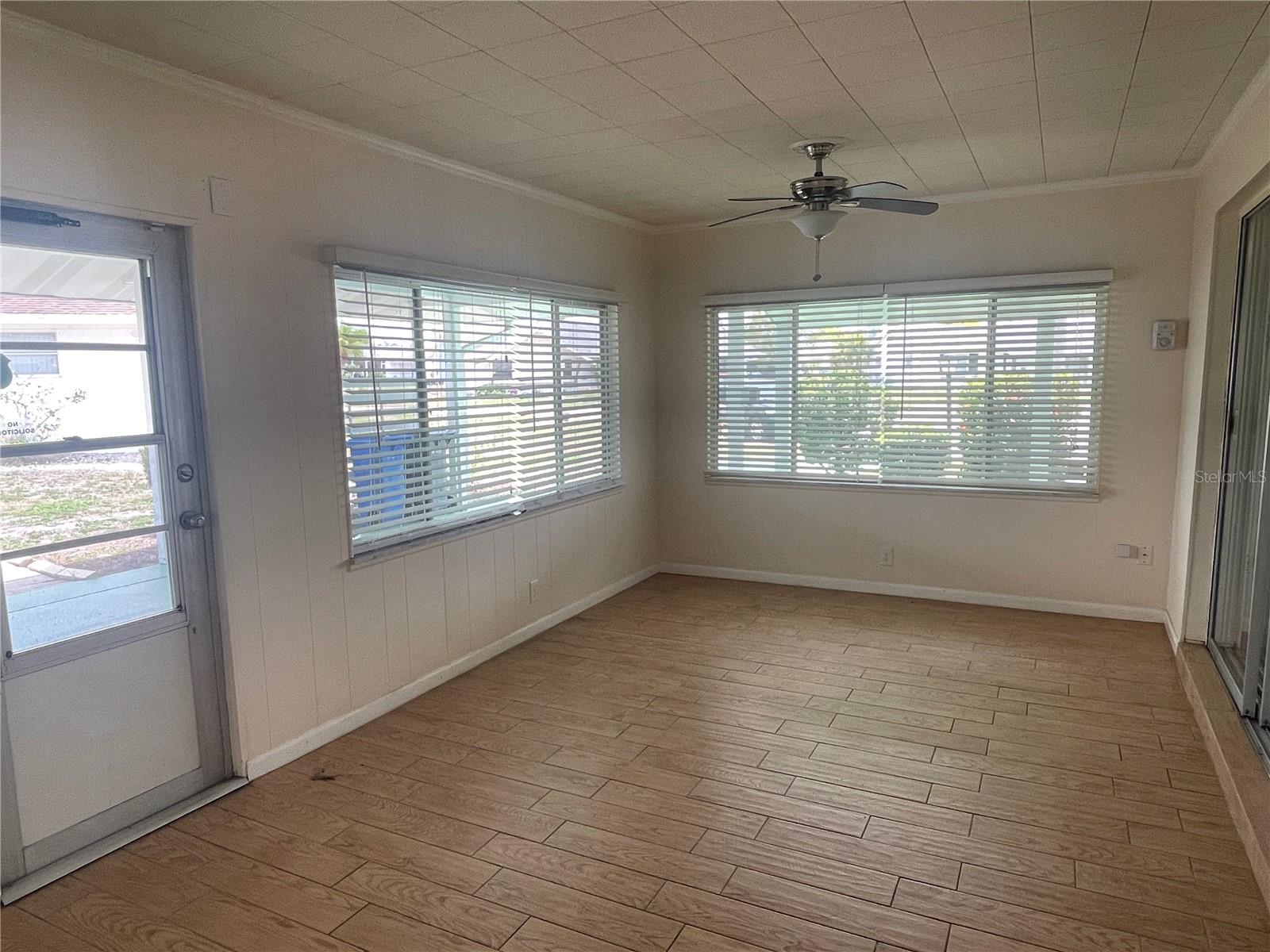 DEL WEBBS SUN CITY FLORIDA UN - Residential Lease