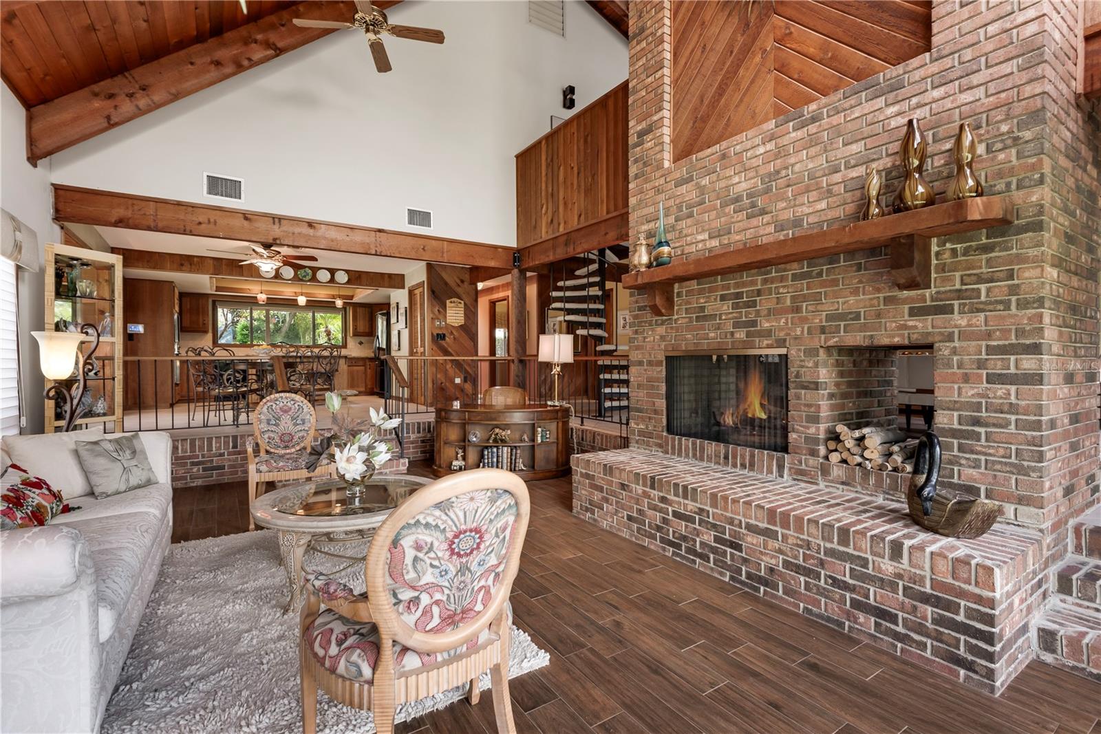 TAVARES VISTA DEL LARGO WATER PLANT SITE - Residential