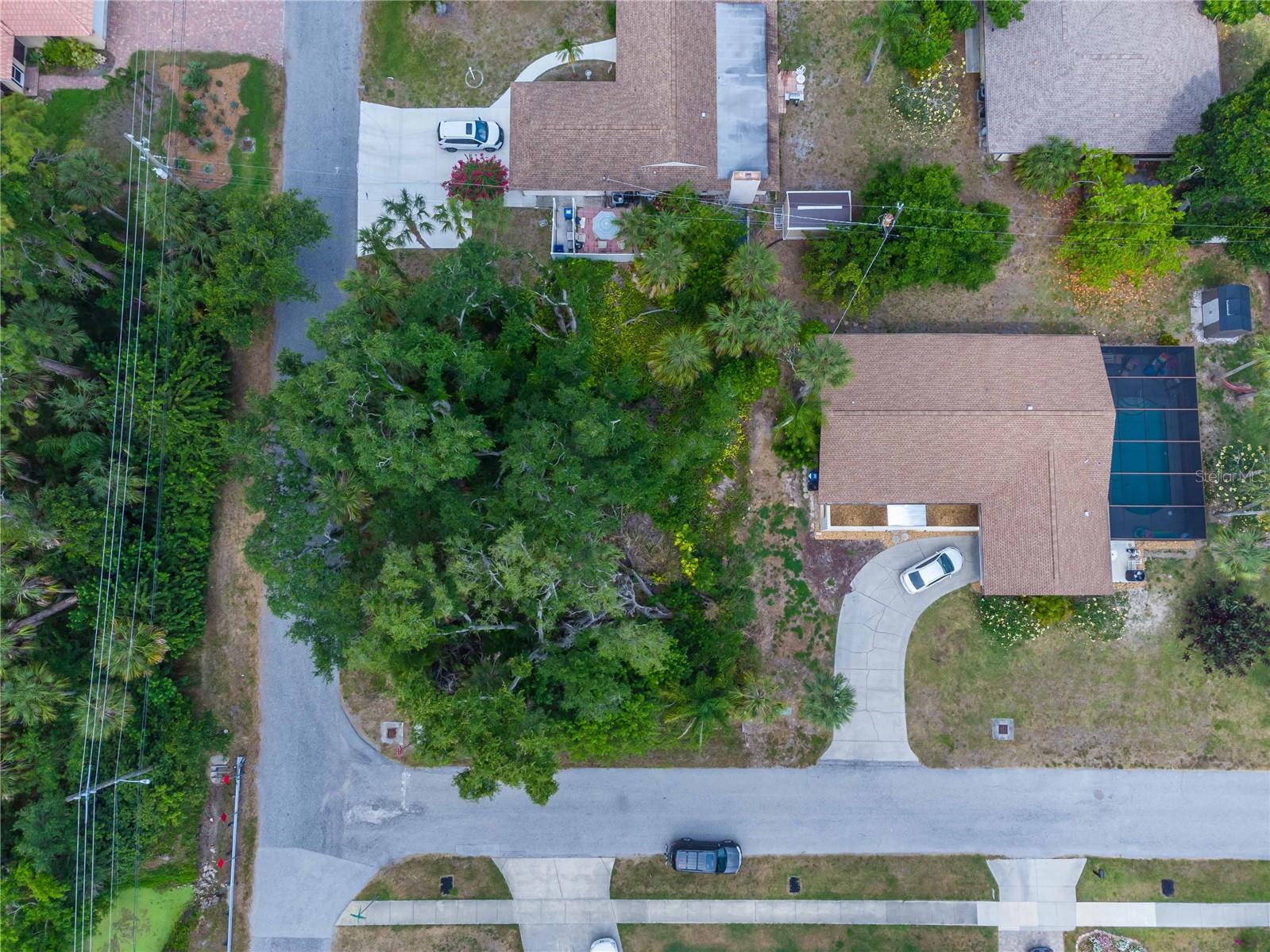 SOUTH VENICE - Land