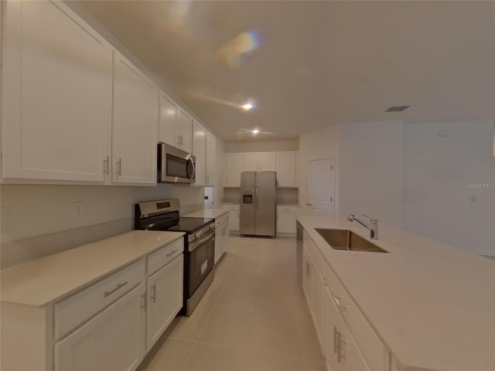 BRONSONS RDG - Residential Lease