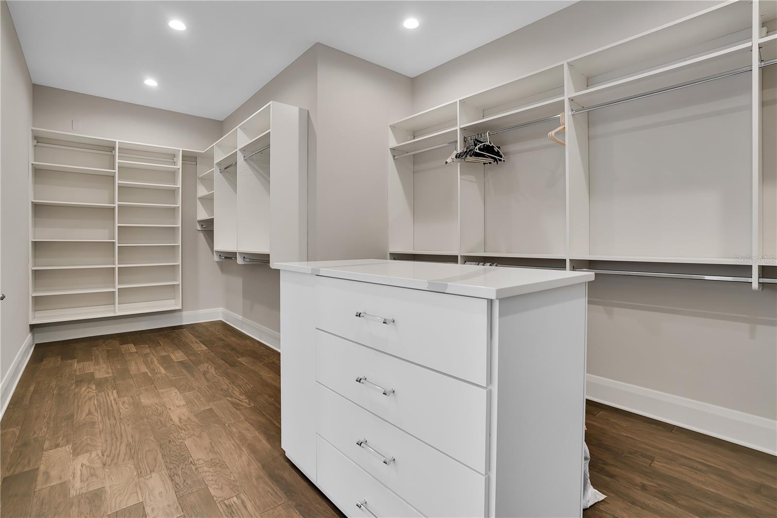 BEACH PARK - Residential