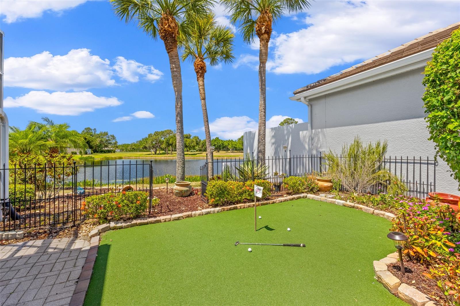 ROSEDALE 9 - Residential