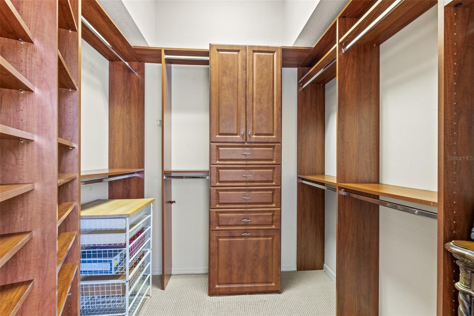 ROSEDALE 9 - Residential