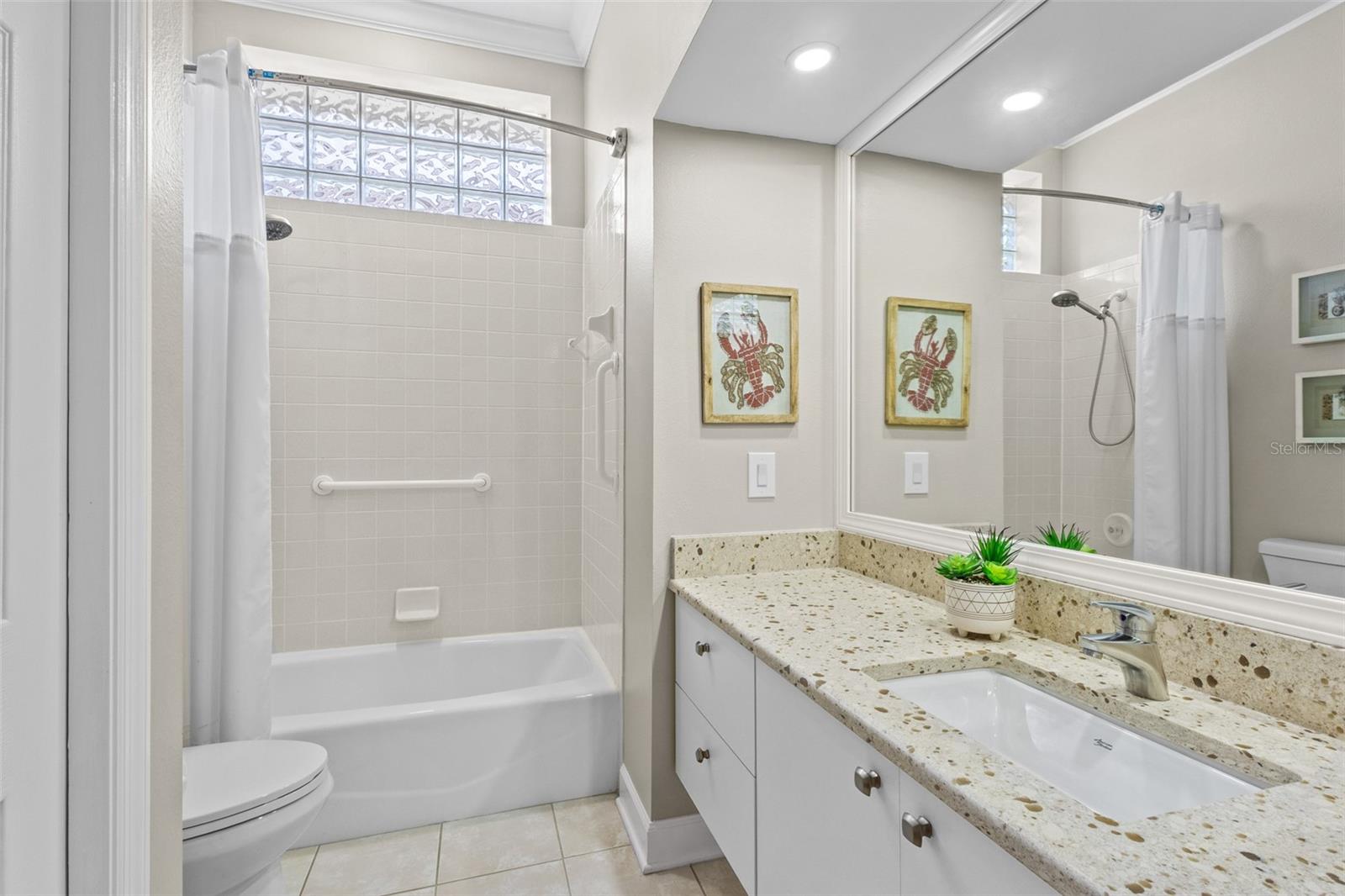 ROSEDALE 9 - Residential