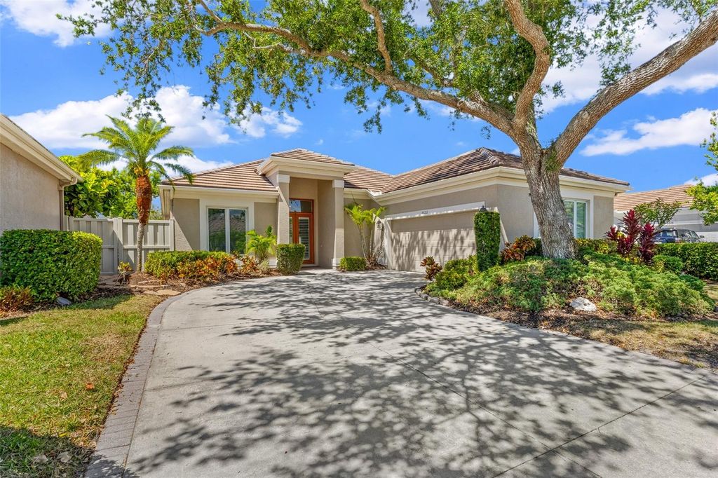 Photo of 8622 51st Terrace E, Bradenton, FL 34211 (MLS # A4692048)