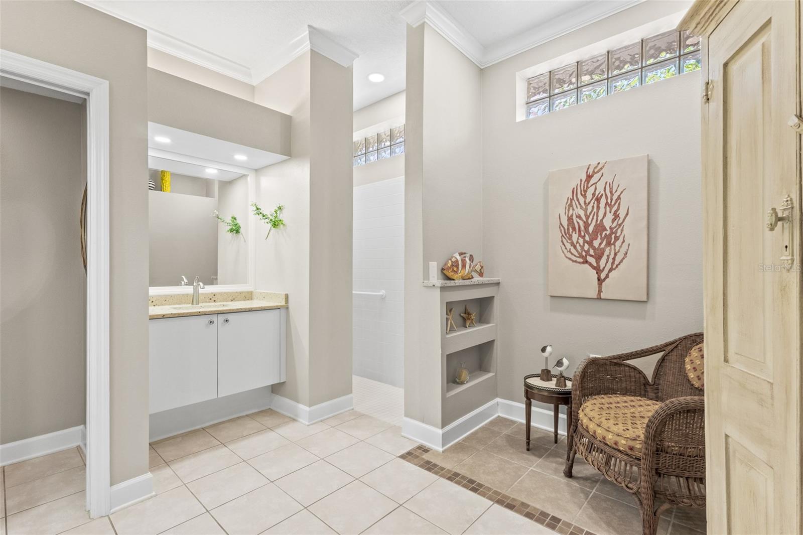 ROSEDALE 9 - Residential