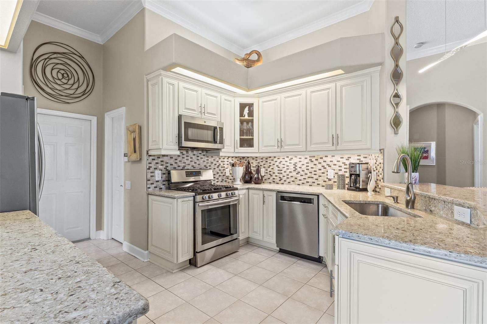 ROSEDALE 9 - Residential