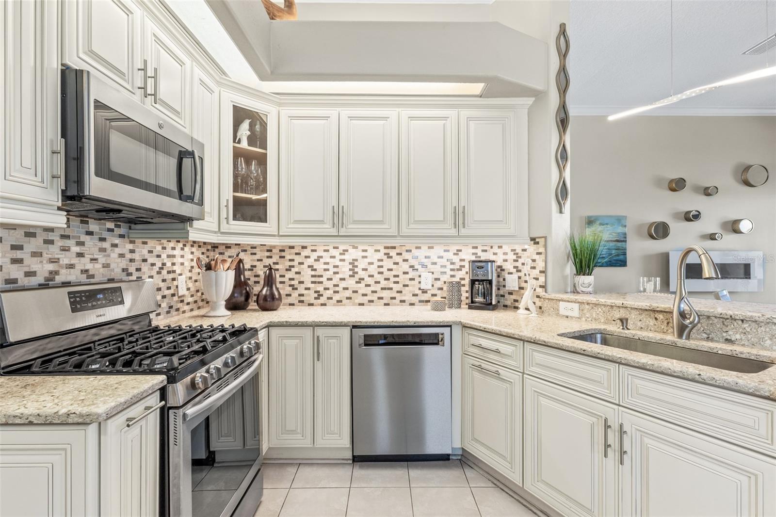 ROSEDALE 9 - Residential