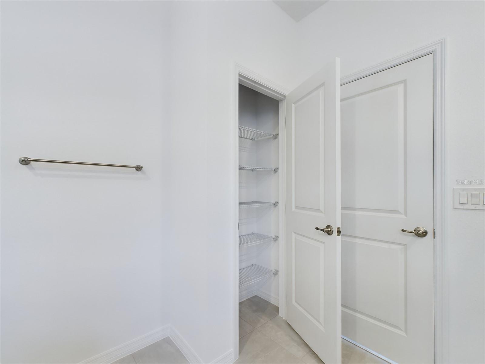 CALESA TOWNSHIP ROAN HILLS PH - Residential Lease