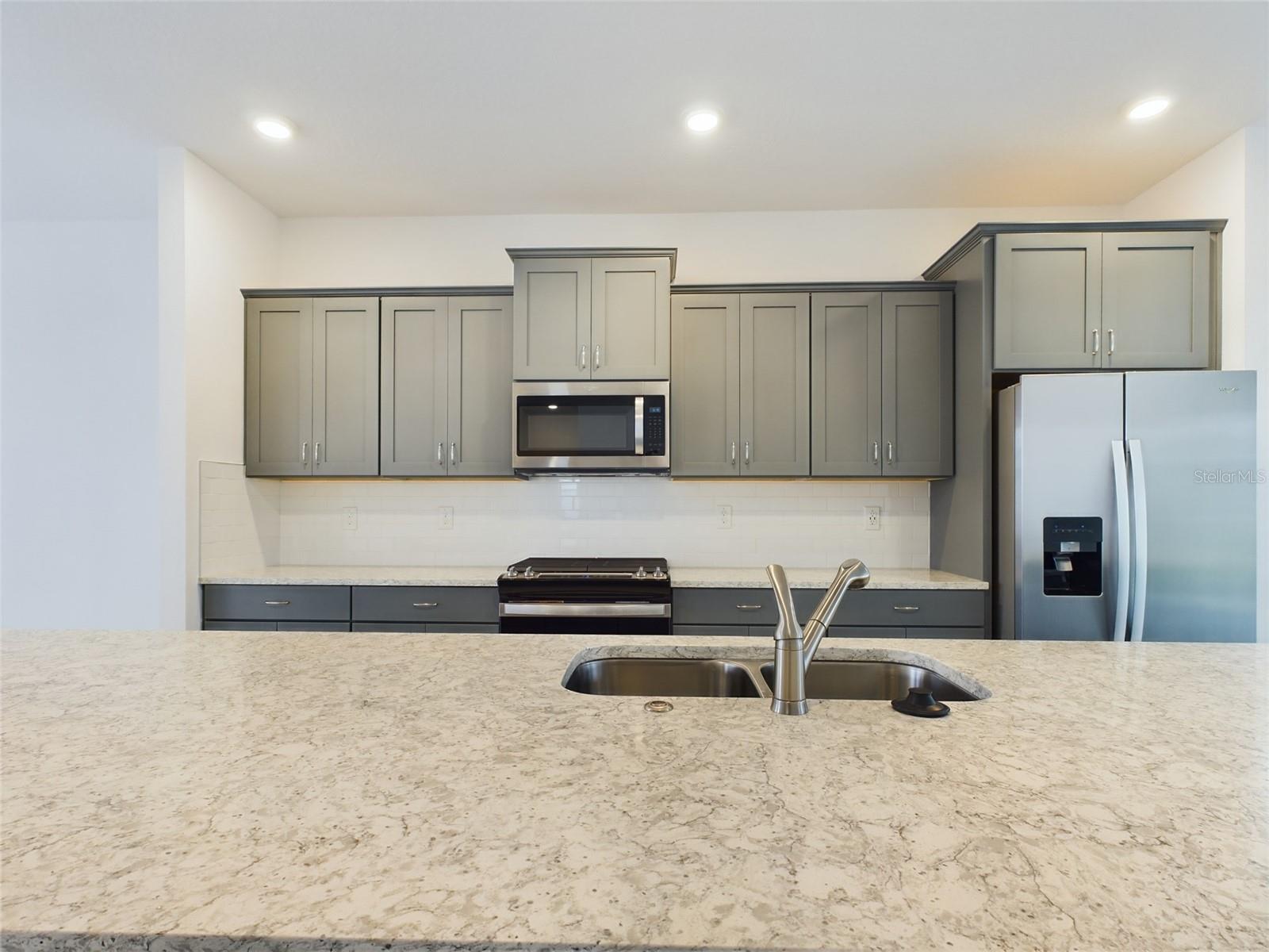 CALESA TOWNSHIP ROAN HILLS PH - Residential Lease