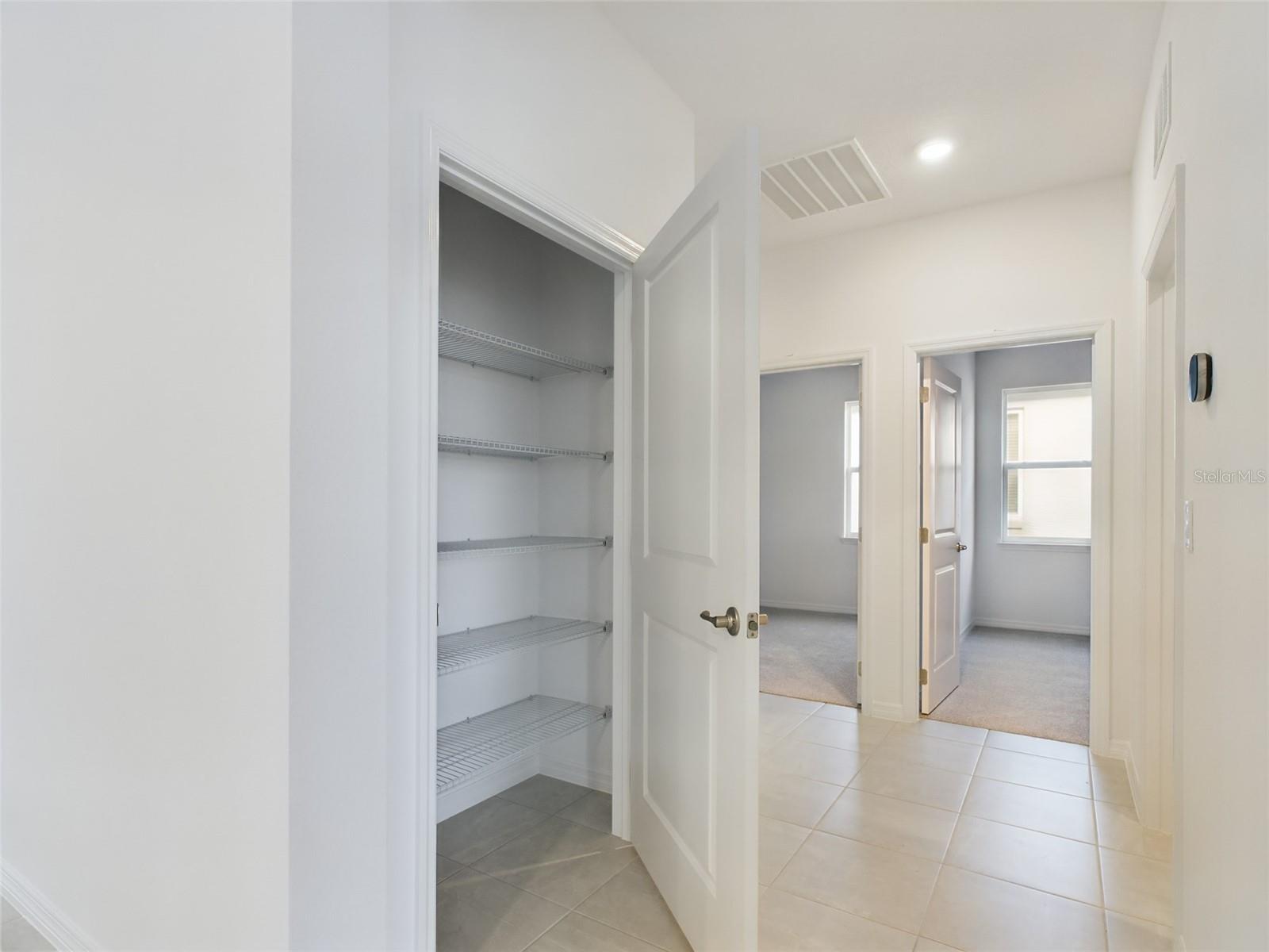 CALESA TOWNSHIP ROAN HILLS PH - Residential Lease