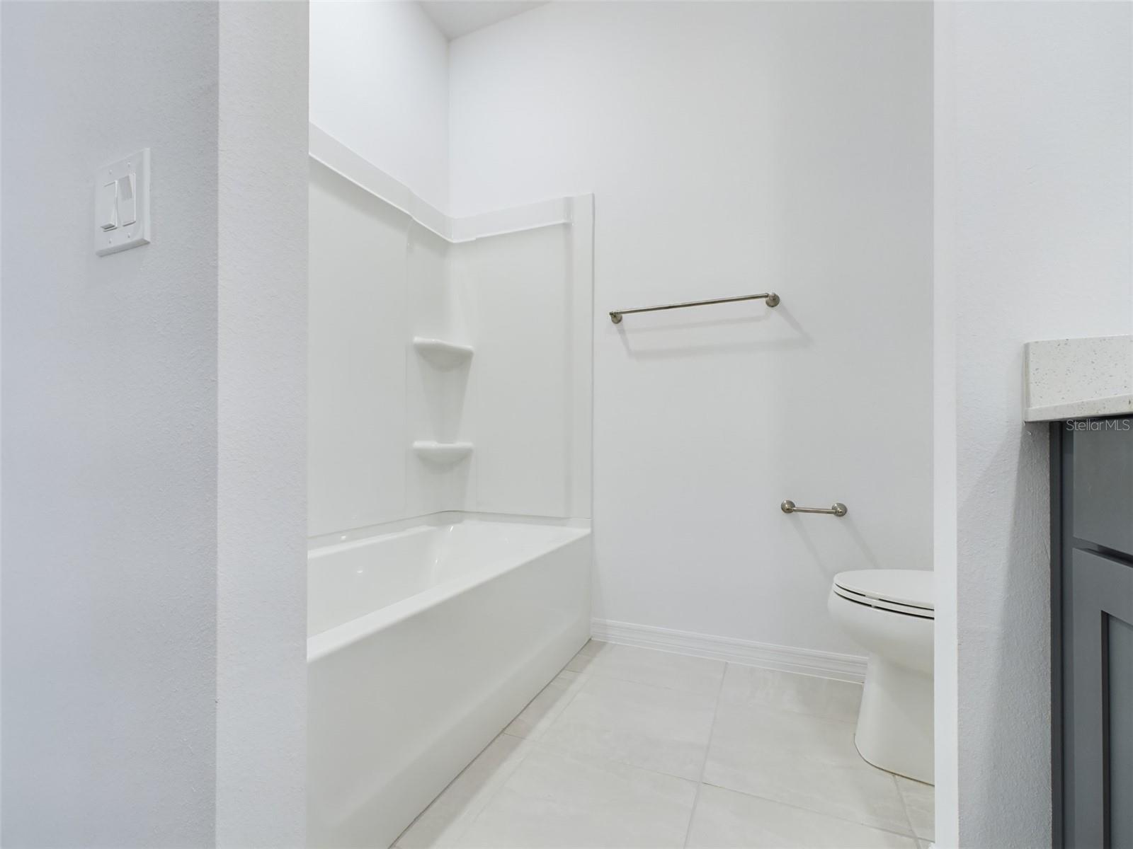 CALESA TOWNSHIP ROAN HILLS PH - Residential Lease