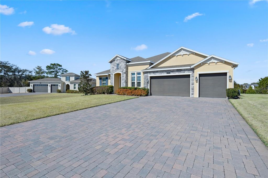 Photo of 5111 Kingwell Circle, Oviedo, FL 32765 (MLS # O6381380)