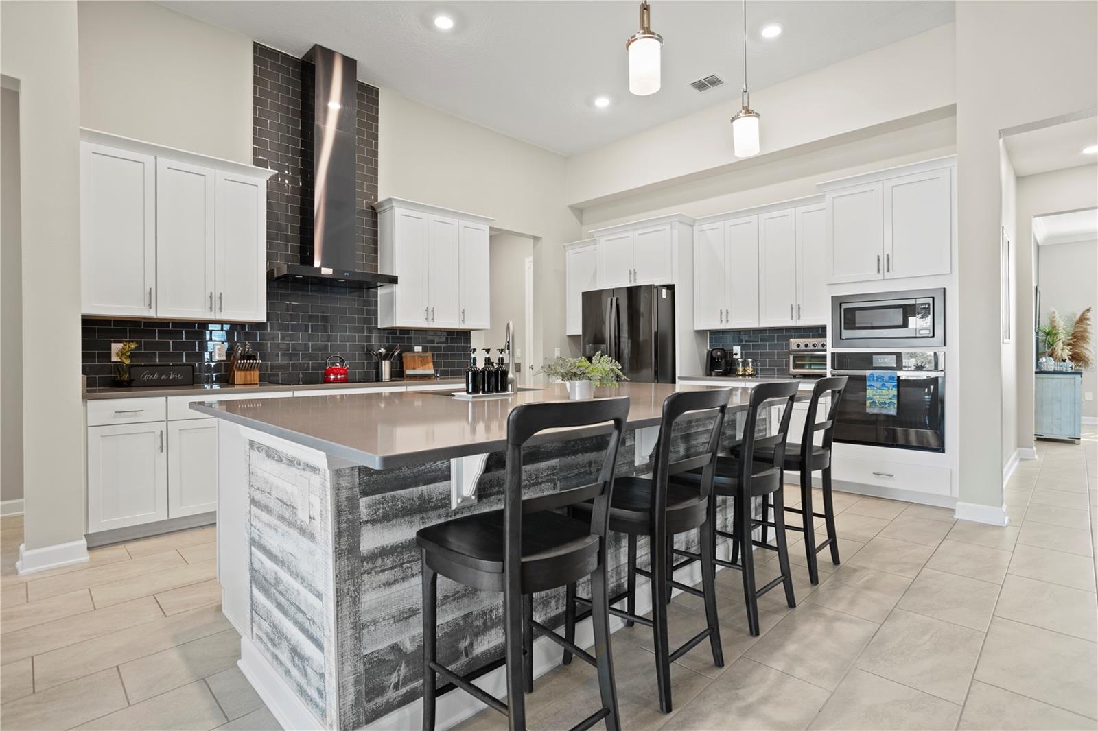 ESTATES AT WELLINGTON - Residential