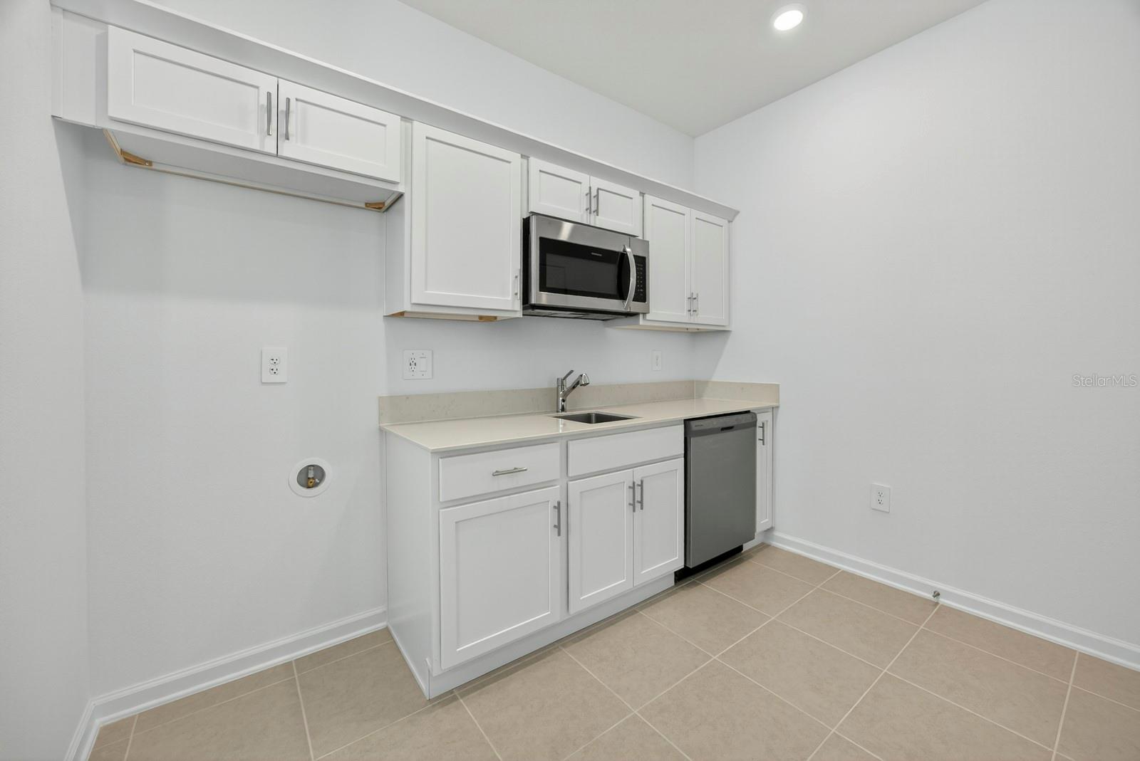 WELLNESS RDG PH 1-A - Residential Lease