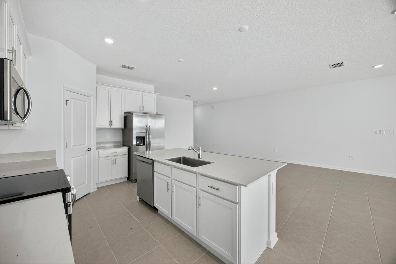 WELLNESS RDG PH 1-A - Residential Lease