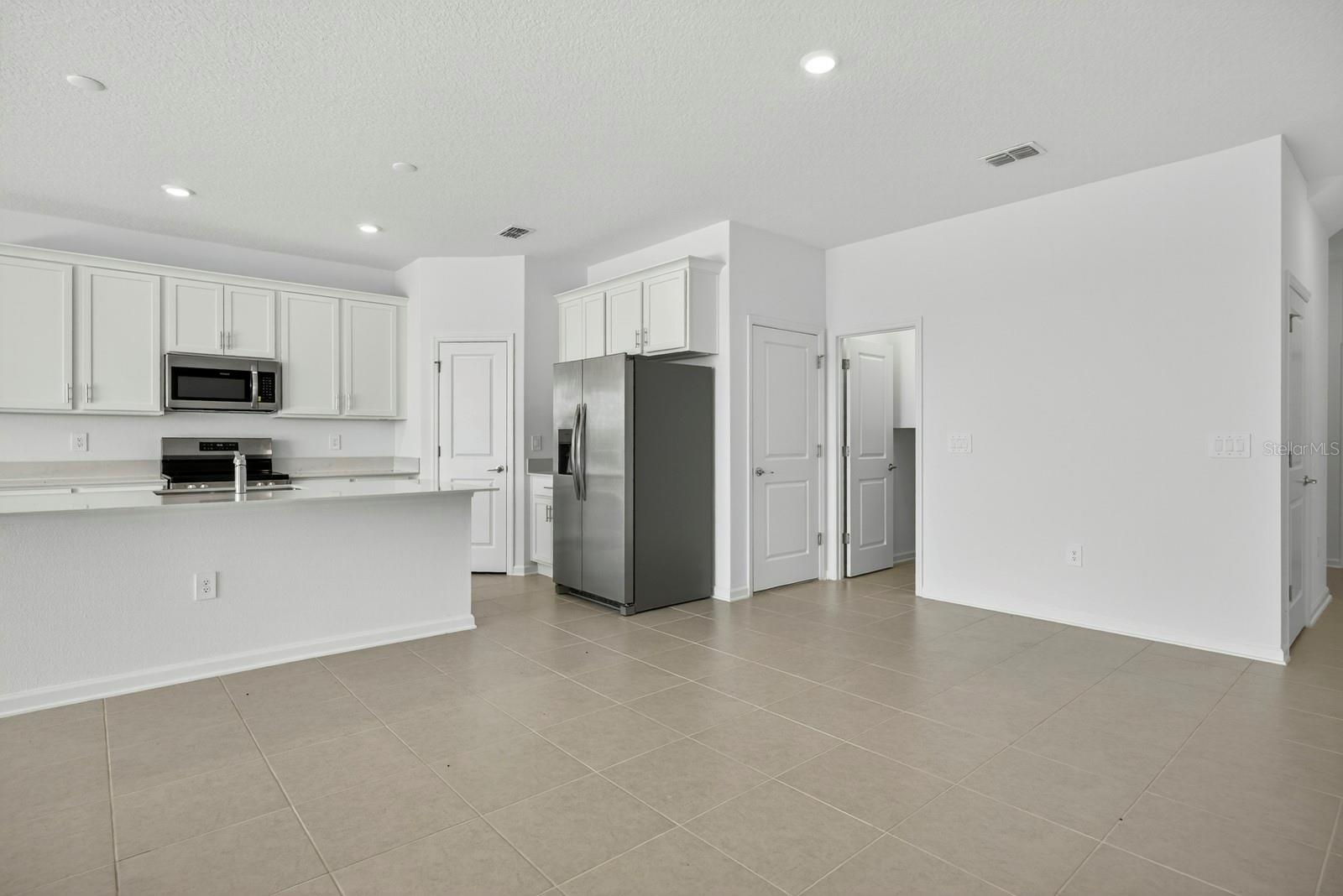 WELLNESS RDG PH 1-A - Residential Lease