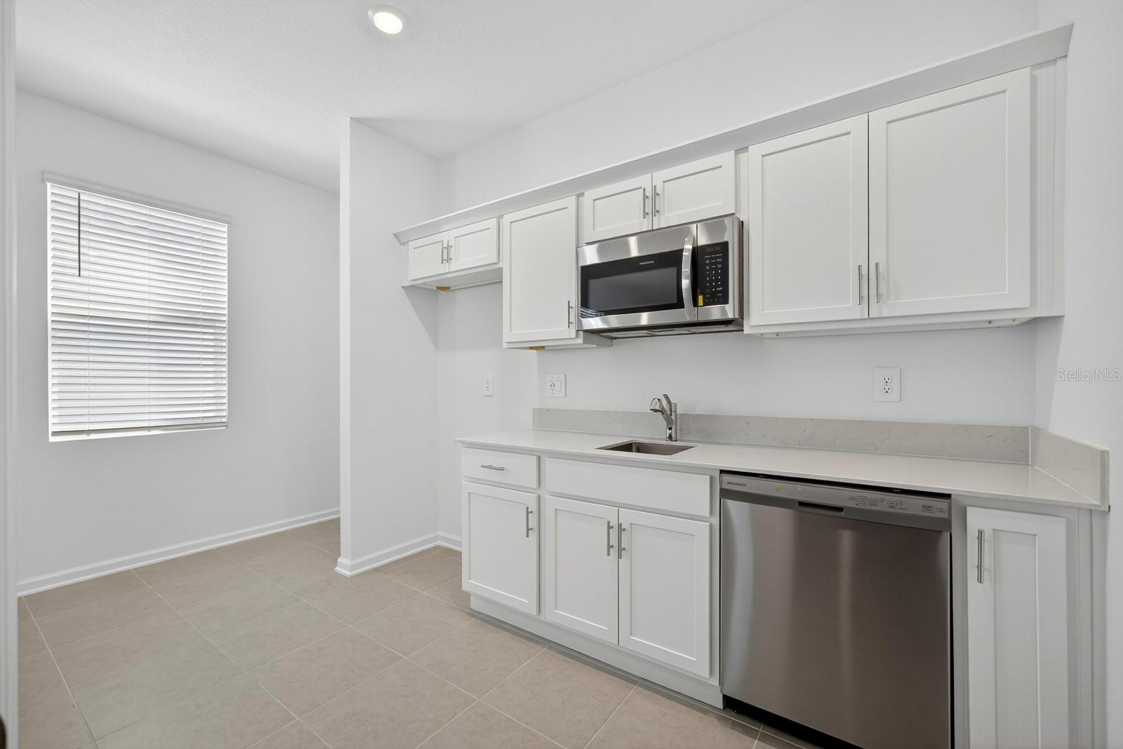 WELLNESS RDG PH 1-A - Residential Lease