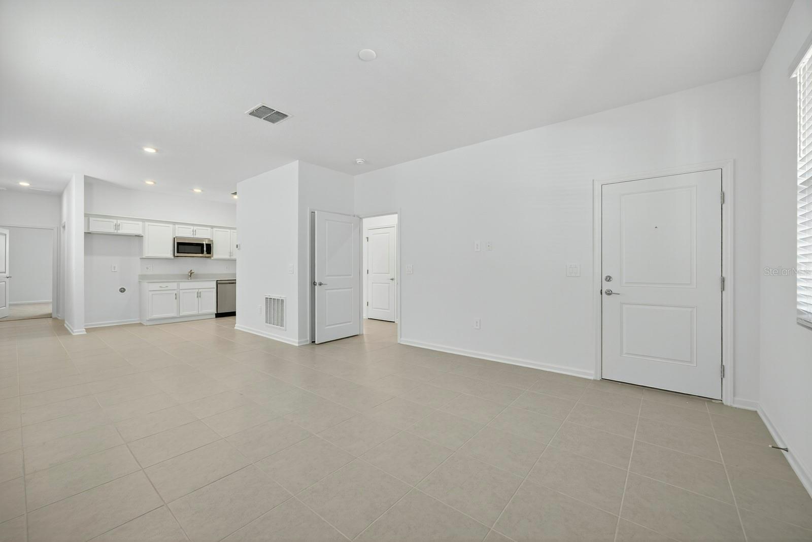 WELLNESS RDG PH 1-A - Residential Lease