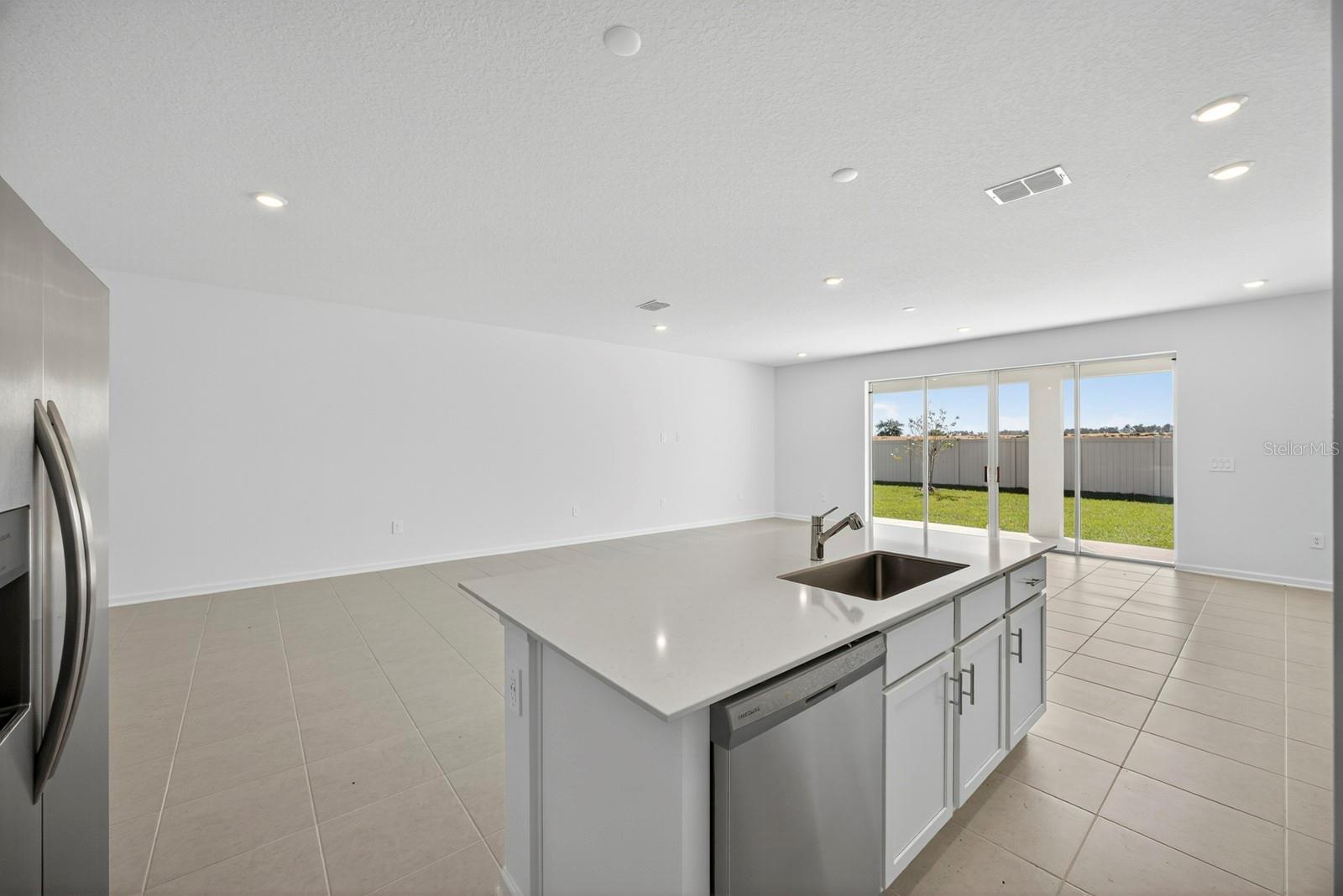 WELLNESS RDG PH 1-A - Residential Lease