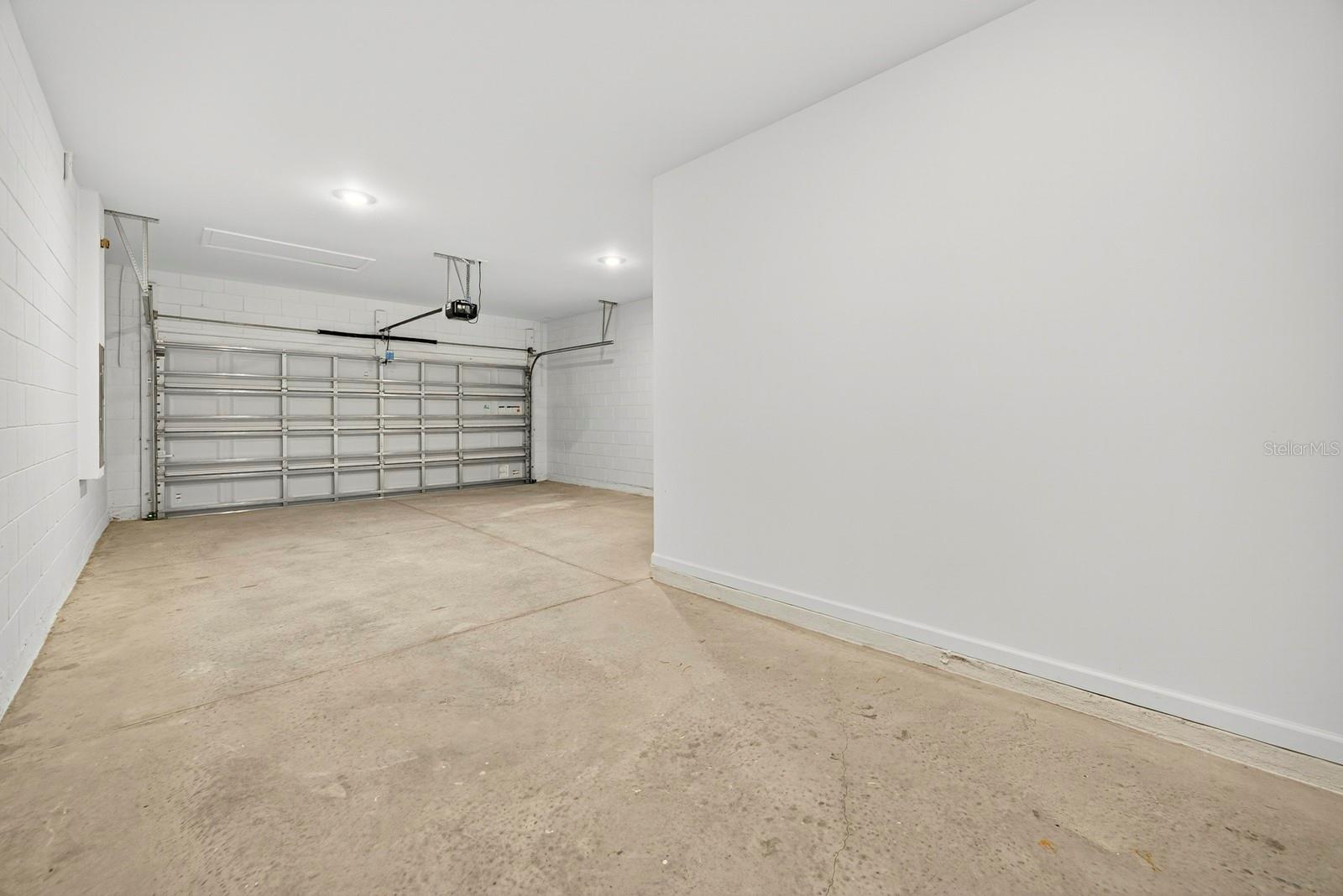 WELLNESS RDG PH 1-A - Residential Lease