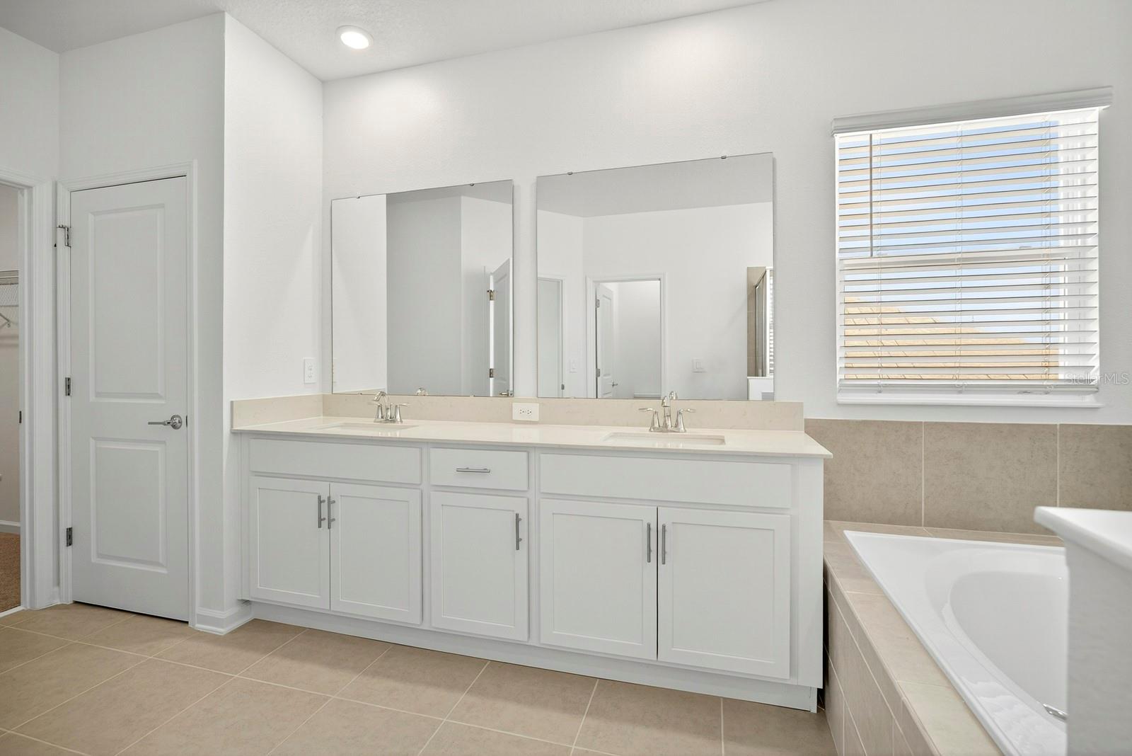 WELLNESS RDG PH 1-A - Residential Lease